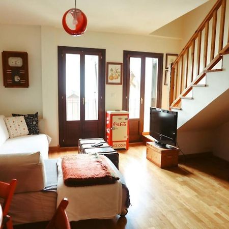 Casa Estela Duplex En Lanuza Bagian luar foto